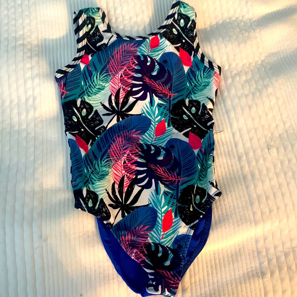 Destira child medium leotard